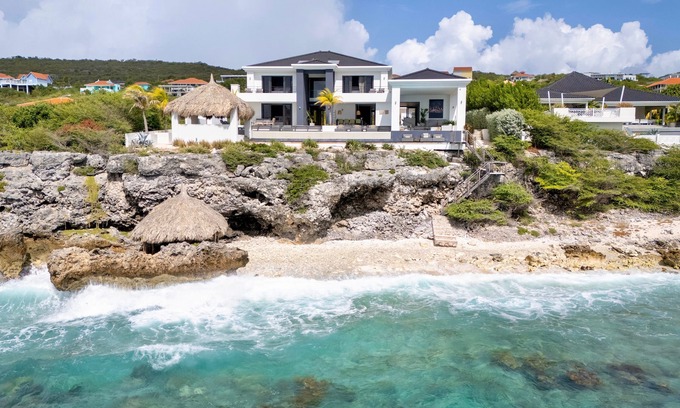St. Marie Villa | Ultimate Luxury Oceanfront Villa w/Private beach & Ocean access