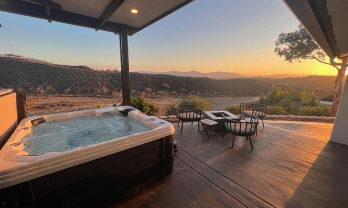 Temecula House | Ultimate Winery Getaway With Spa And Amazing Hilltop View