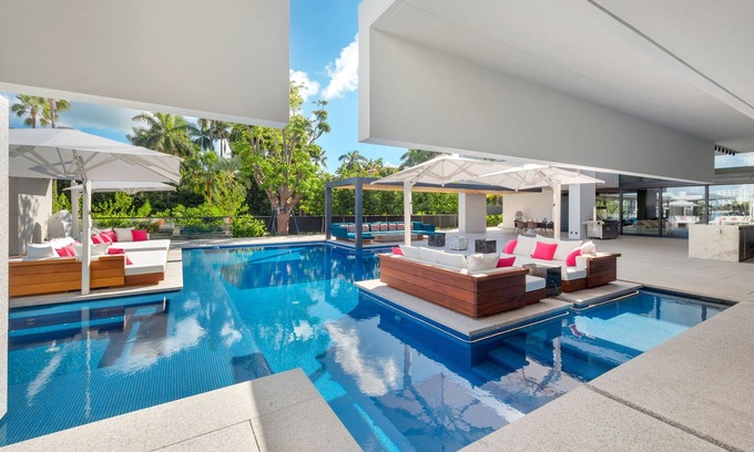 Venetian Islands Villa | Ultra Mega Resort Waterfront Mansion