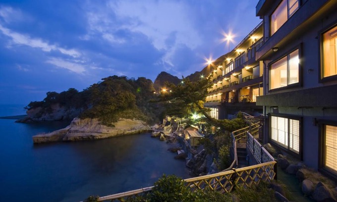 Dogashima Hotel | UmibenokakureyuSEIRYU海辺のかくれ湯清流