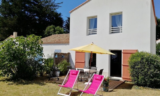 Olonne-sur-Mer House | Un air de Vacances : Plage de Sauveterre, Piscine et Forêt