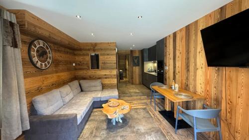 Nevache House | Un Brin Cosy