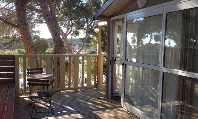 Martigues Ski Chalet | Un Chalet sur la Côte Bleue
