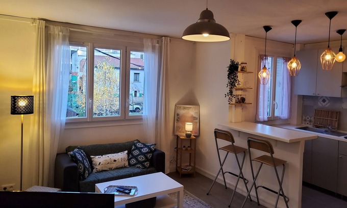 Le Pre-Saint-Gervais Apartment | Un Cocon au Pré-saint-gervais - 10 mn de Paris