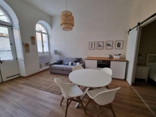 Carloforte Apartment | Un gioiello tra mare e carruggi