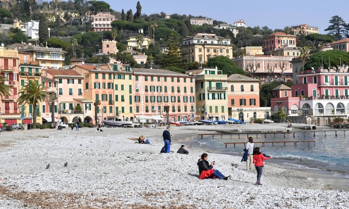 Santa Margherita Ligure Apartment | Una Finestra su Villa Durazzo by Wonderful Italy