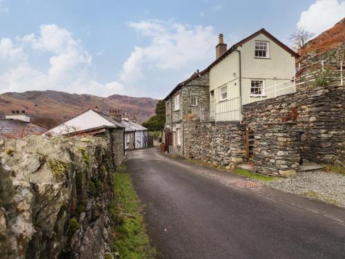 Chapel Stile House | Underfell