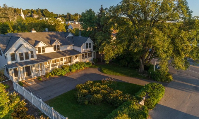 Ephraim House | Unequaled Location next to Wilsons Ice Cream Parlor on Ephraim's Harbor and dock