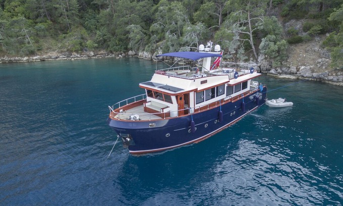 Fethiye Boat Rental | Unforgettable blue voyage experience with a trawler type boat in Gocek & Fethiye