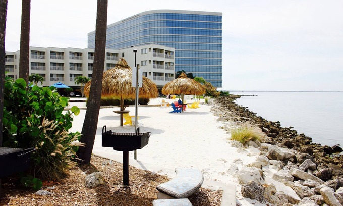 Rocky Point Hotel | Unforgettable Waterfront Stay! Accommodation w/Private Balcony | Pool