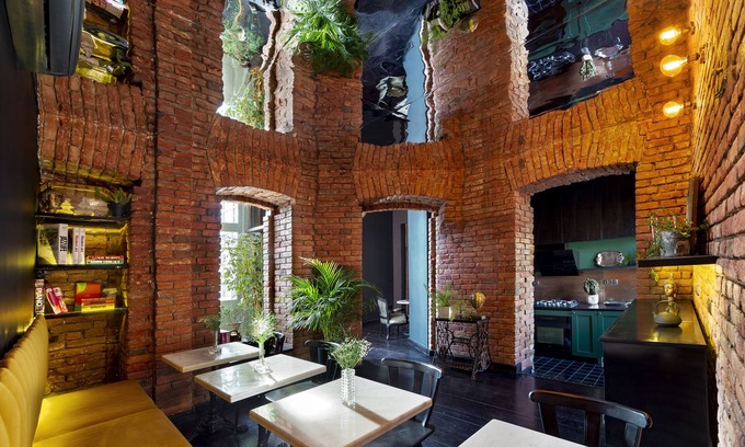 Chugureti Hotel | Unfound Door