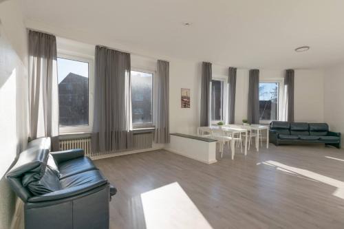 Duisburg Apartment | UNGLAUBLICHES ANGEBOT-Duisburg 4 Zimmer Apartment
