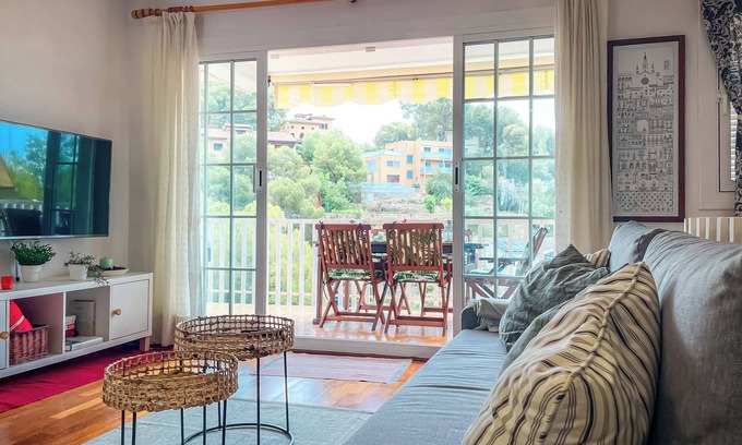 Tamarit House | Unik Vacation Hill Beach