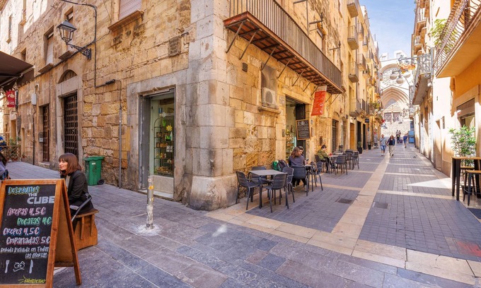 Old Town Apartment | Unik Vacation Iconic