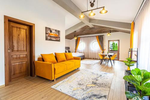 Centrul Nou Apartment | Unique and Cozy ApartHotel in Brasov