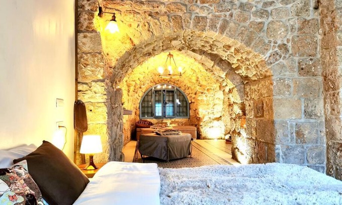 Acre Old City Apartment | Unique apartment with jacuzzi