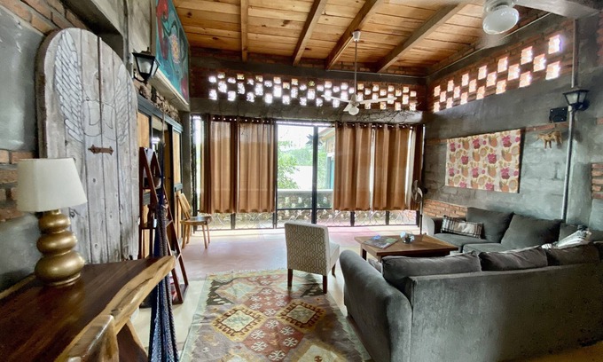 Sayulita Cabin | Unique artsy cabin, large window views