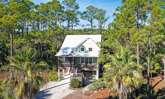 Port St. Joe House | Unique custom cottage with Lagoon View, Near Indian Pass Raw Bar, Community Pool