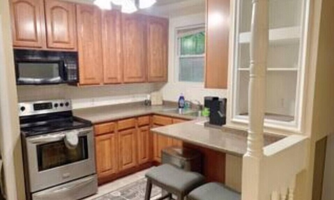 Vinita Park House | Unique Family home
