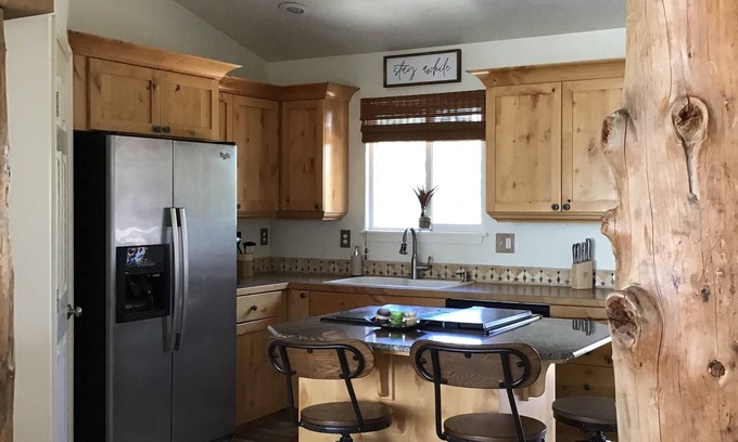 Southwest Ada County Alliance House | Unique Family Retreat