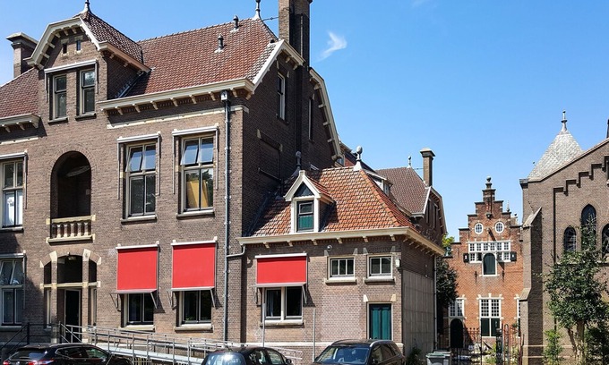 Enkhuizen House | Unique group accommodation for up to 32 people in the centre of Enkhuizen