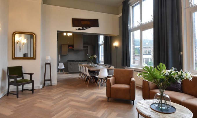 Enkhuizen House | Unique group accommodation for up to 32 people in the centre of Enkhuizen