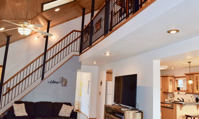 Pepin House | Unique home conveniently situated in the center of Pepin!