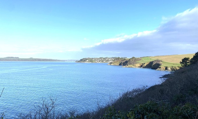 St. Mawes House | Unique Jacobean Farmhouse, pet friendly in St Mawesn