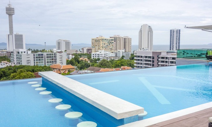 Pratumnak Hill Hotel | Unique Regency Pattaya