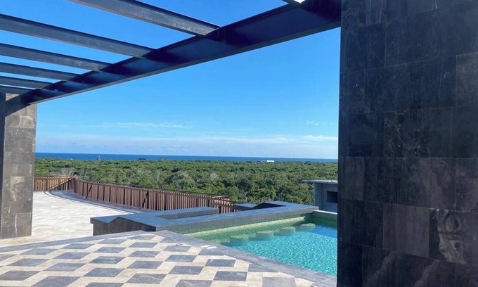 Playa Paraiso Apartment | Unique Rooftop Sea View Walking to Beach The Best