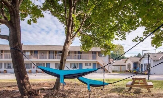 Sandusky Cabin | Unique Sandusky Retreat: Sleeps up to 66 -Ideal for large groups