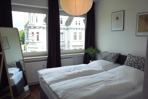 Goethestraße Apartment | unique - suite - balkon - küche