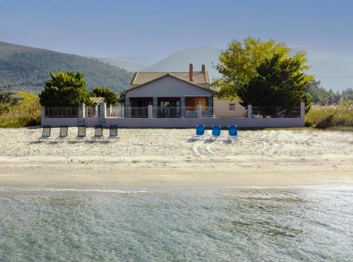 Megalos Prinos Villa | Unique Thasos Beach Villa