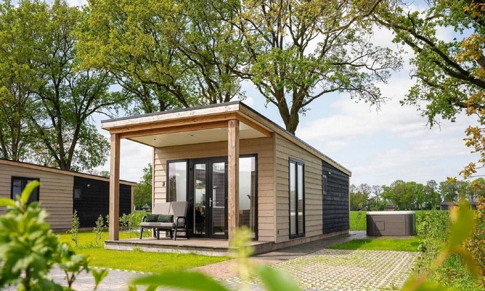Municipality of Rijssen-Holten Cottage | Unique wellness lodge on the Holterberg