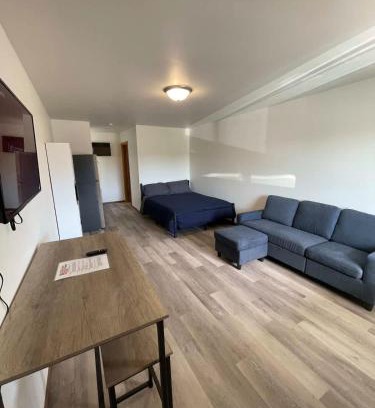 Wisconsin Dells Apartment | Unit 7 - Stand Rock Studios