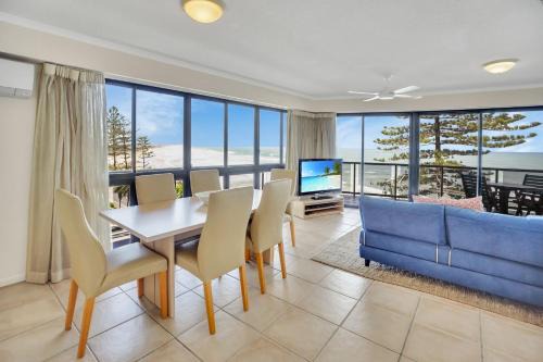 Coolum Beach Apartment | Unit 8 Phoenix Apartments Coolum Beach