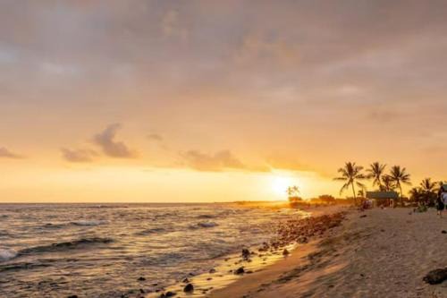 Kahaluu Bay House | UNIT C - Sandy Toes Getaway in Kona