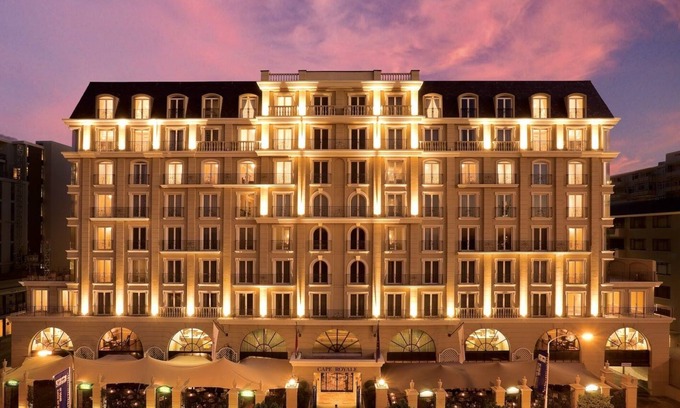 Green Point Hotel | Unit Number 620 Cape Royale Luxury Apartments