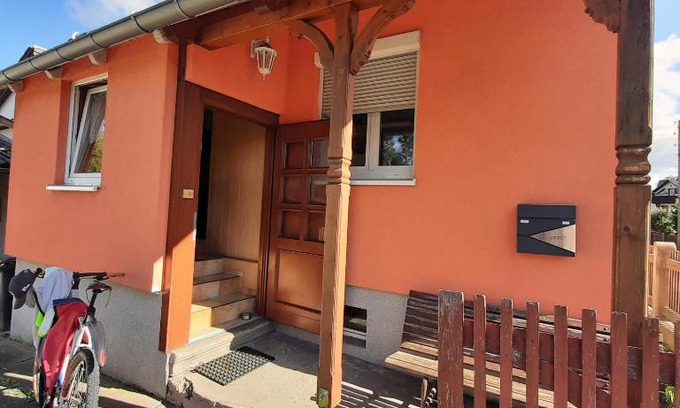 Schwallungen House | Unterkunft für Monteure Küche Bad Waschmaschine Parkplätze