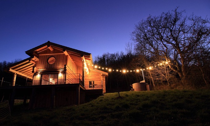 Montcuq-en-Quercy-Blanc House | Unusual wooden cottage with NORDIC BATH = nature and disconnection