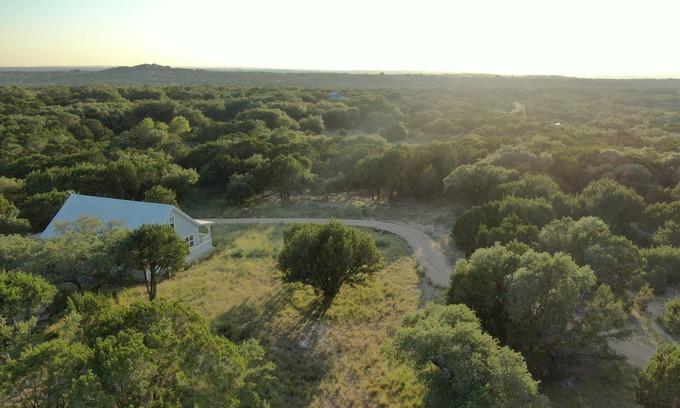 Dripping Springs House | Unwind at “Ranch” (2 of 2 homes TyRosa Ranch) Near wineries and venues 5 acres