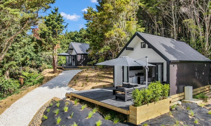 Mangawhai Villa | Unwind in Style: The Ultimate Luxe Group Getaway