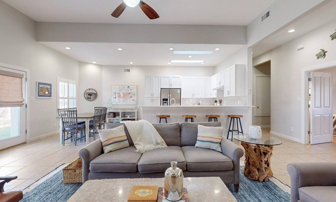 Northeast Heights House | Updated and Well Stocked Albuquerque Home in a Lovely and Quiet Neighborhood!