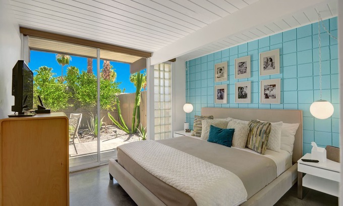 Twin Palms Condo | Updated Bungalow Condo located at the Famous Ocotillo Lodge