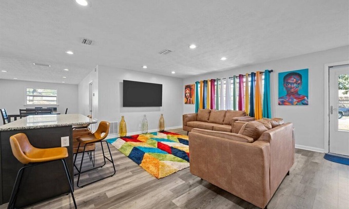 Orange Park House | Updated cozy open concept