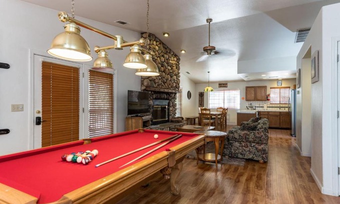 Yosemite West House | Upper Cascades