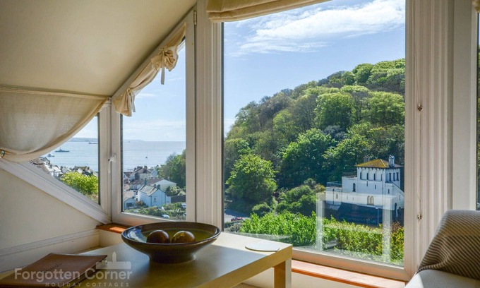 Cawsand Apartment | Upper Deck