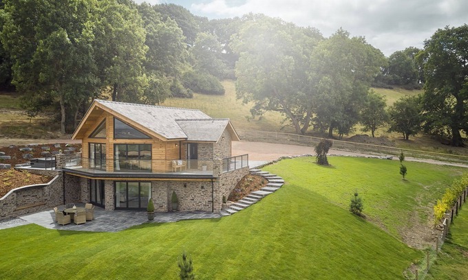 Montgomery Apartment | Upper Tumble Cottage - Luxury Cottages