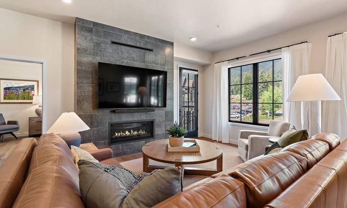 Tamarack Resort Condo | Upscale Condo| Incredible Mountain View