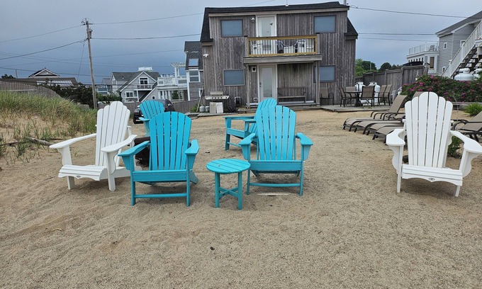 Newbury House | Upscale Cottage On The Atlantic Ocean, Feet in Sand
